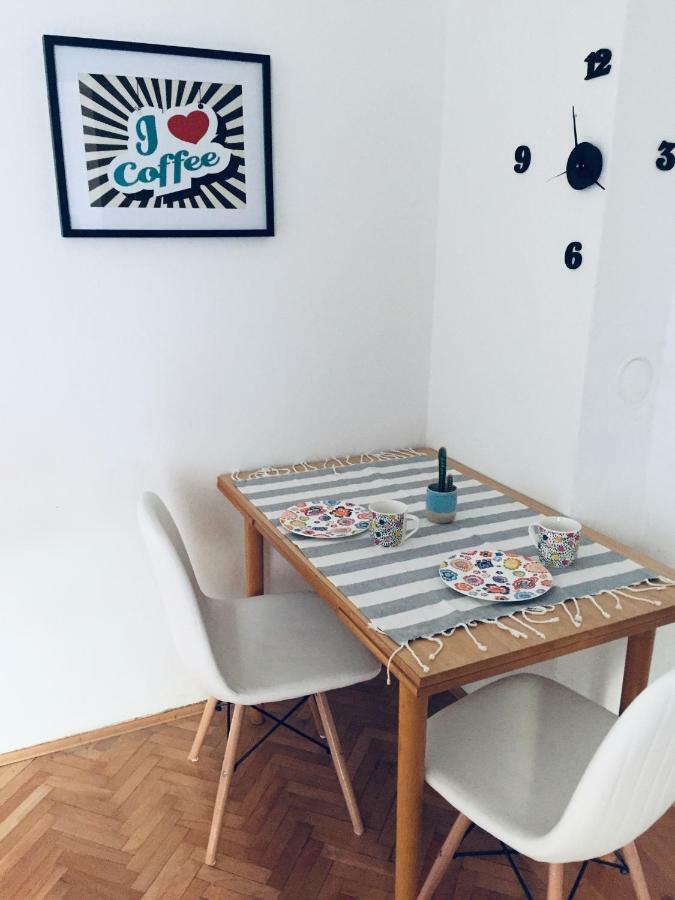 Apartment Flamingo Любляна Екстериор снимка